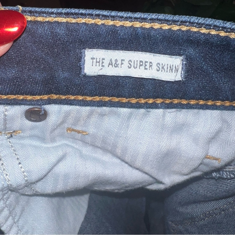 Abercrombie & Fitch Dark Wash Skinny Jeans Size 6R Stretch Denim - Picture 8 of 9